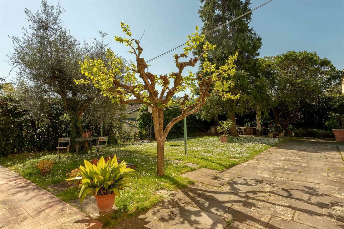 Villa in San Martino alla Palma, Scandicci, Tuscany 2 - 16753694