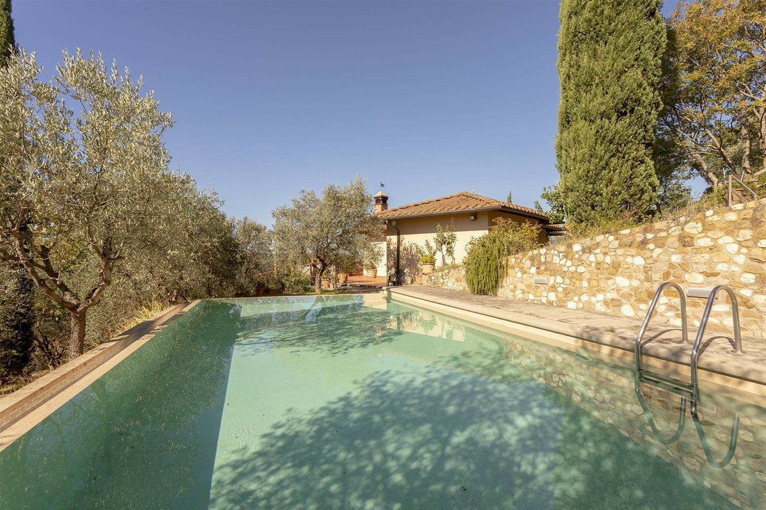 Estate in Montefiridolfi, San Casciano in Val di Pesa, Tuscany 1 - 16753632