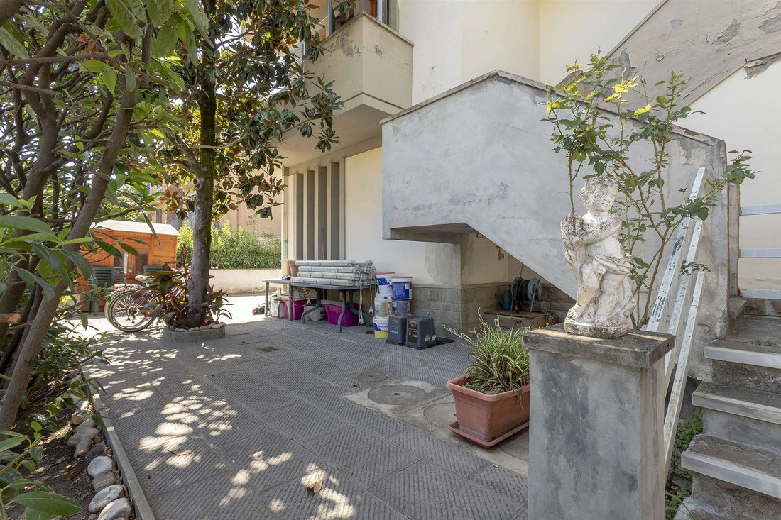 Villa in Sant'Angelo-Vingone, Campi Bisenzio, Tuscany 3 - 16753645