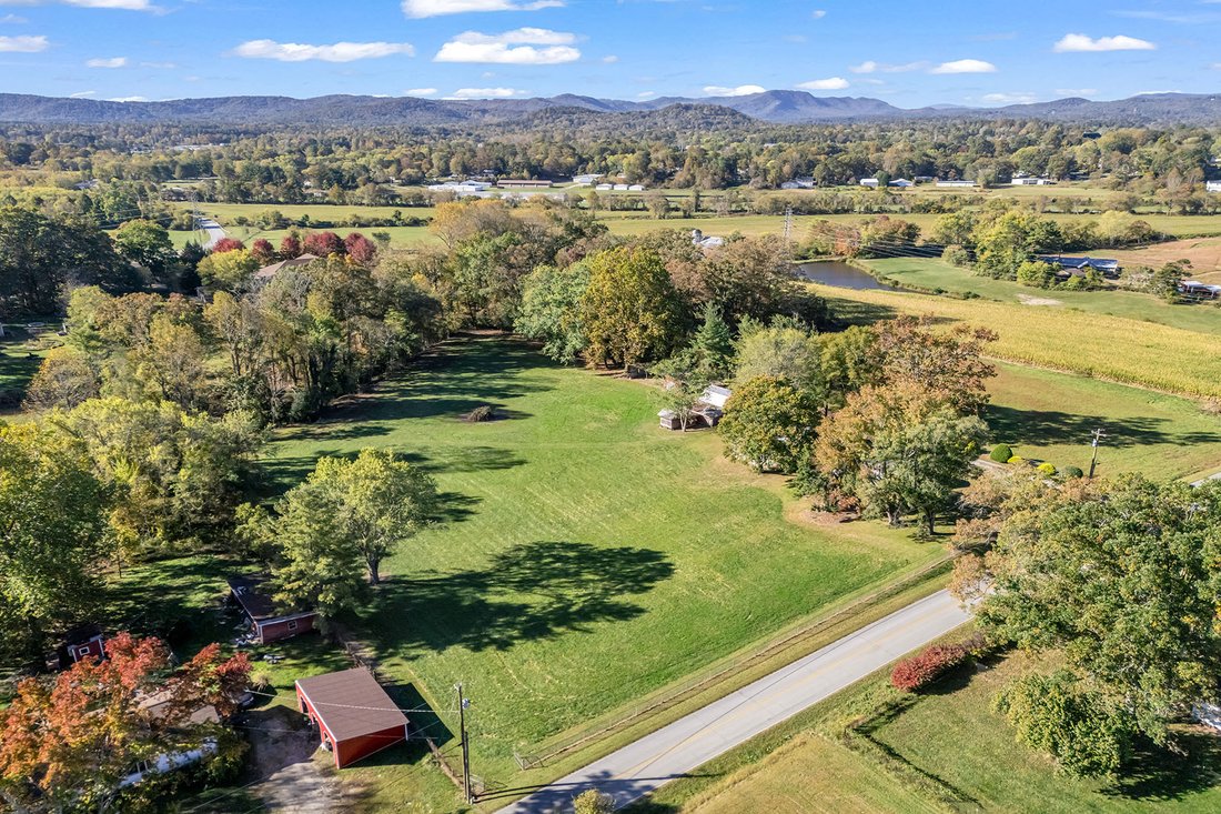 Terreno en Flat Rock, Carolina del Norte, Estados Unidos 2 - 16765256