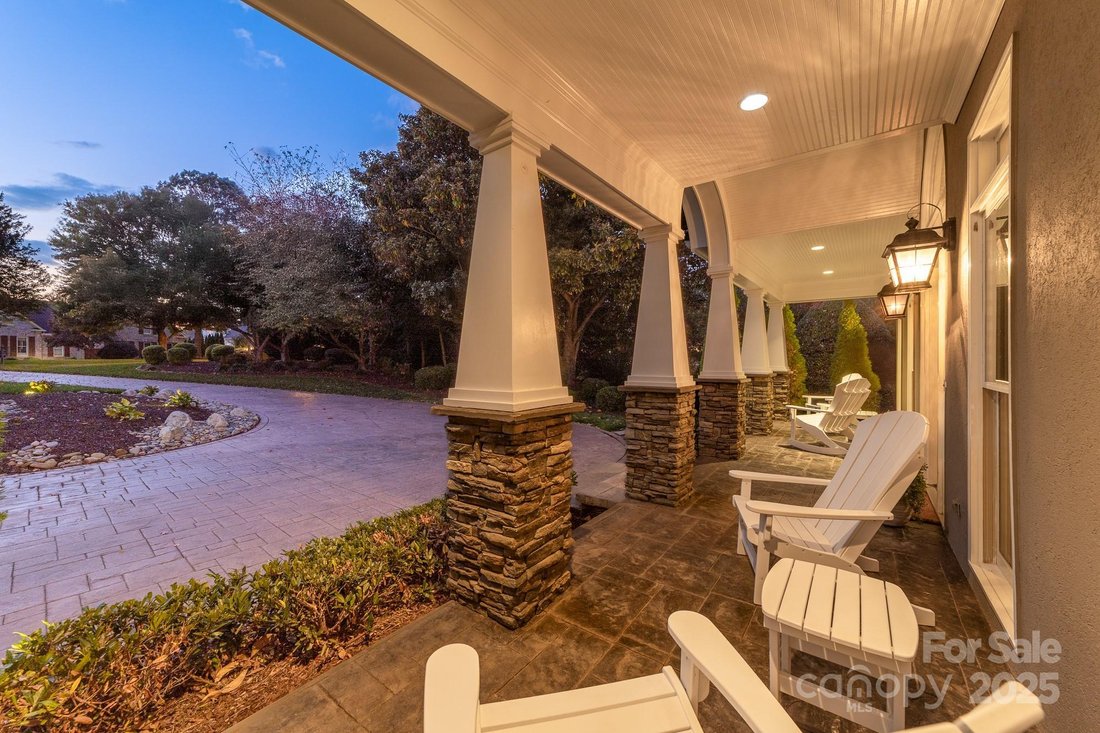 House in Cornelius, North Carolina, United States 4 - 16760595