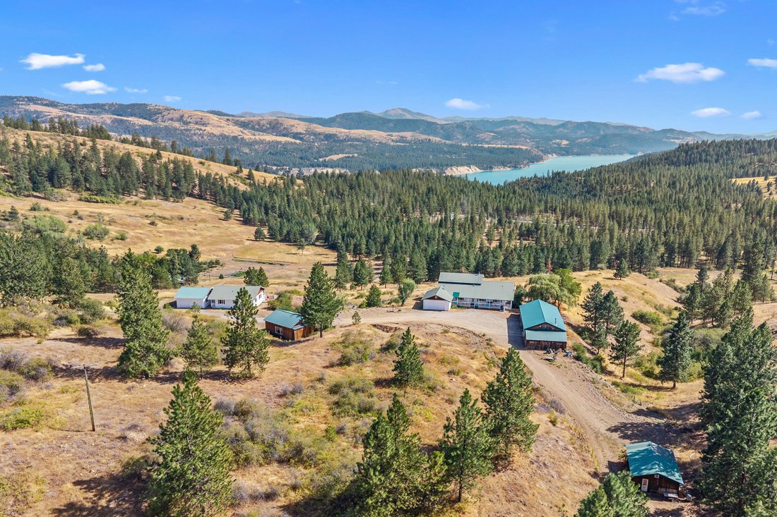 House in Inchelium, Washington, United States 4 - 16754170