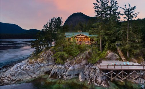 Casa en Alert Bay, Columbia Británica, Canadá 1