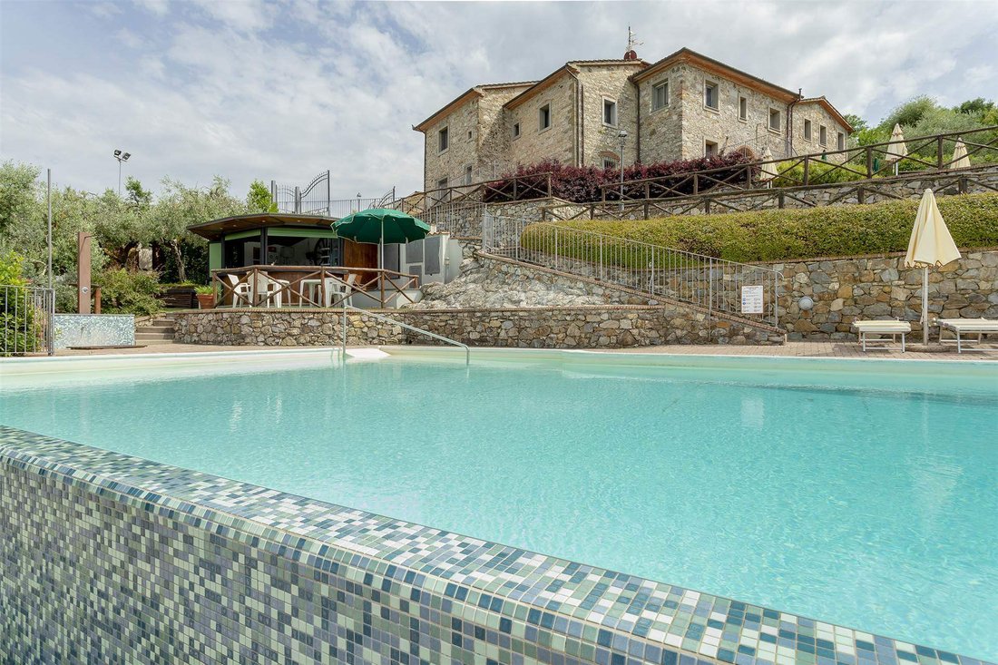 Estate in Lucciano, Catena, Tuscany 3 - 16753672