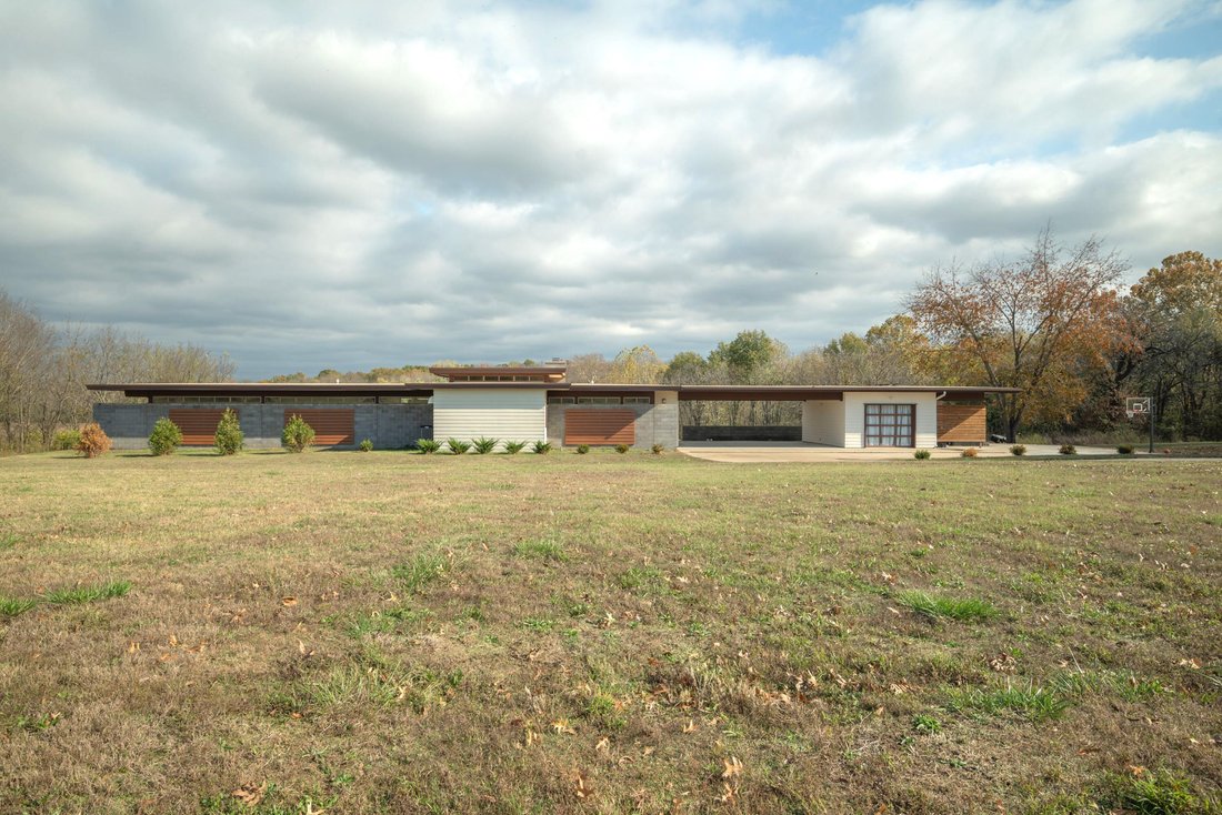 House in Grove, Oklahoma, United States 2 - 16755308