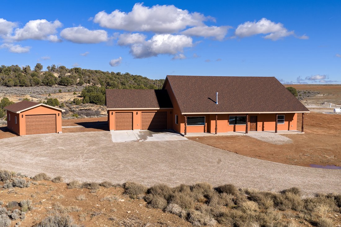 House in Monticello, Utah, United States 3 - 16763591