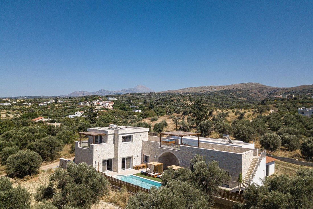 Villa in Crete, Greece 2 - 16759682