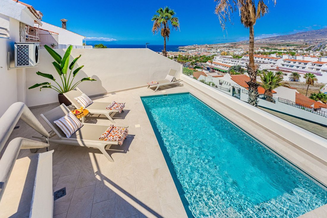 Villa in Costa Adeje, Adeje, Canary Islands 5 - 16762543