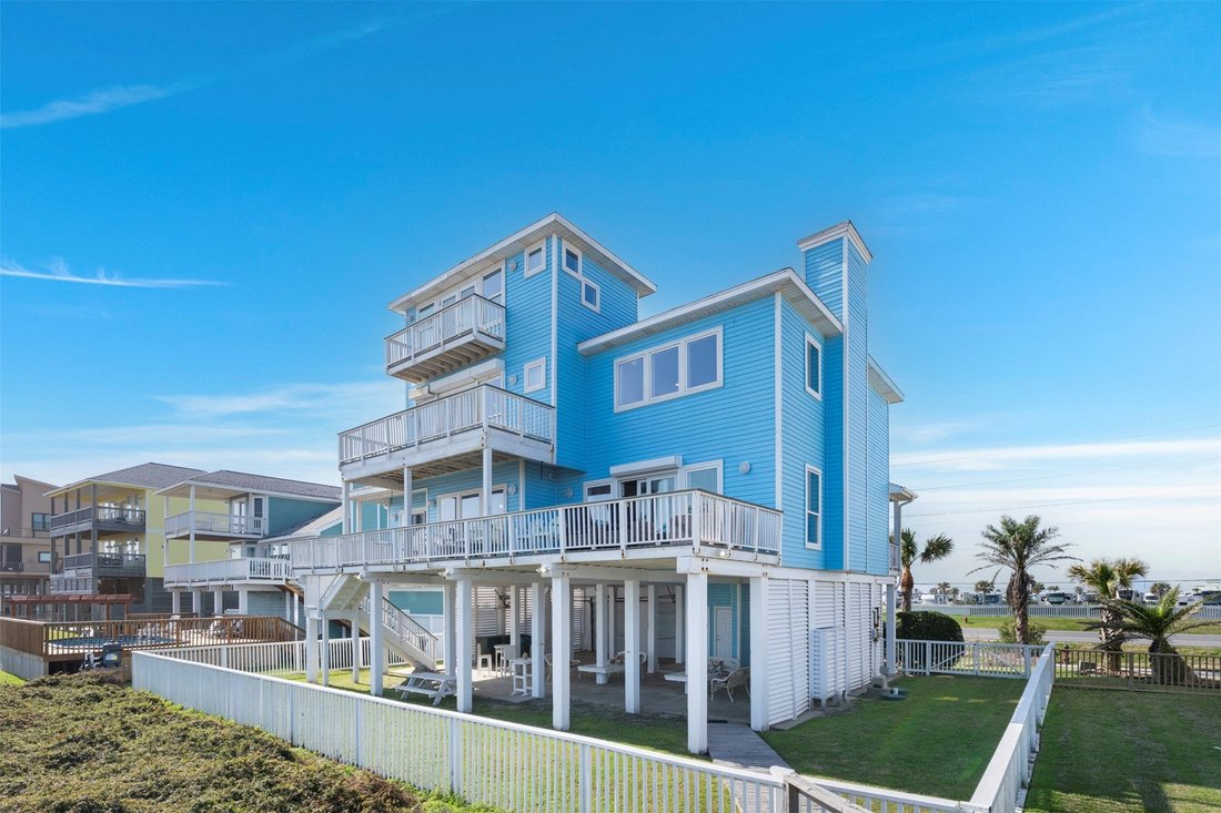 House in Galveston, Texas, United States 1 - 16758918
