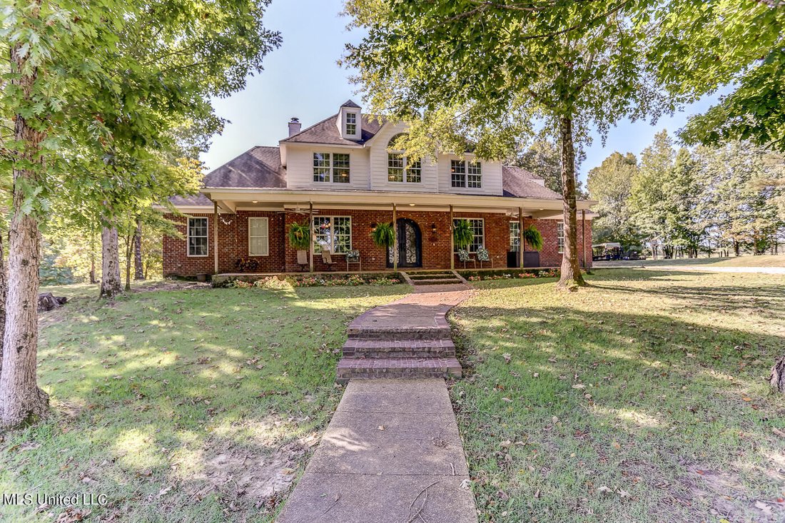 House in Michigan City, Mississippi, United States 2 - 16755062