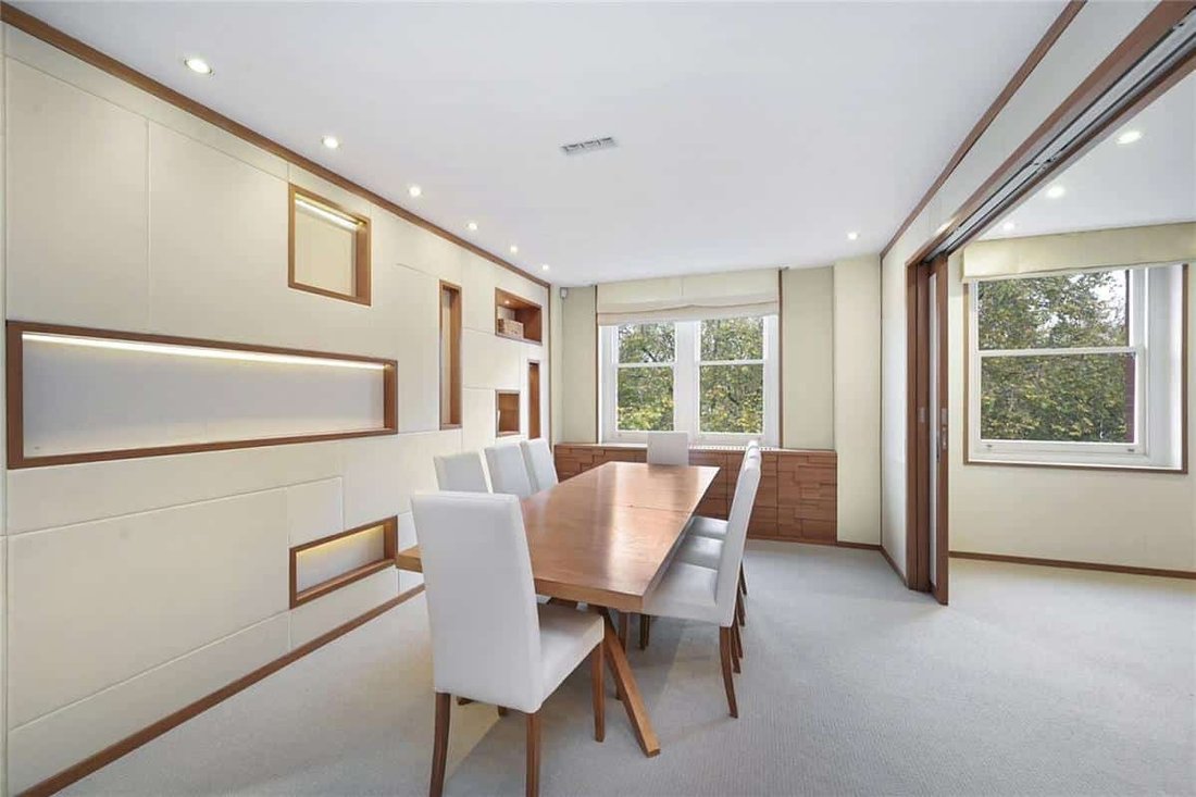 Apartment in Brompton, Kensington And Chelsea, England 2 - 16759890