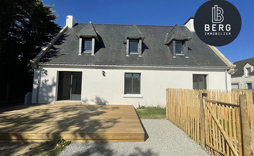 House in Ouest, Quiberon, France 1