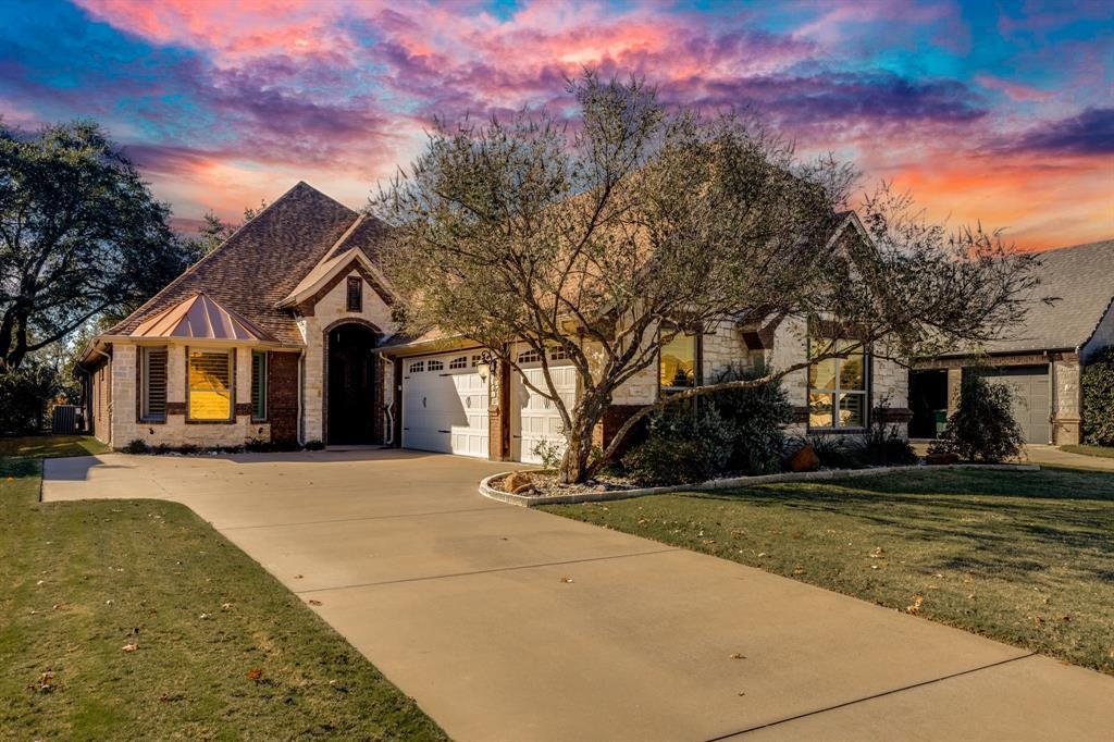House in Granbury, Texas, United States 4 - 16753696
