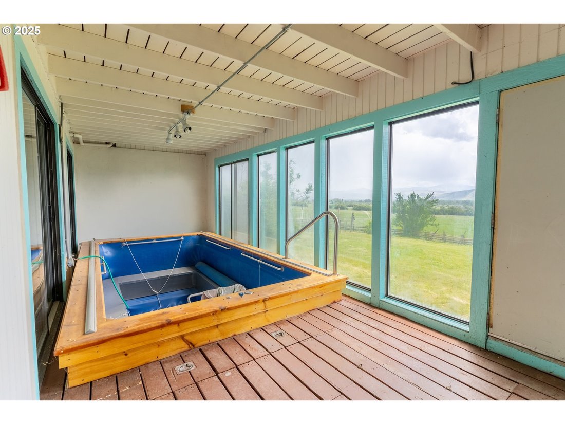 House in Halfway, Oregon, United States 3 - 16754058