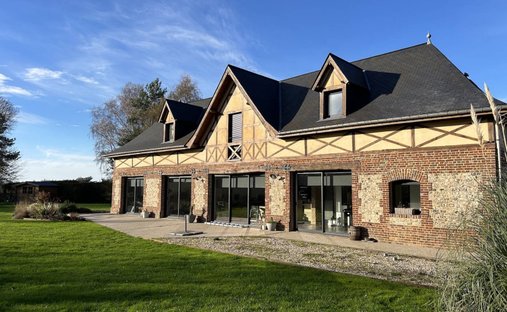Castle for Sale in Veules-les-Roses, Normandy, France