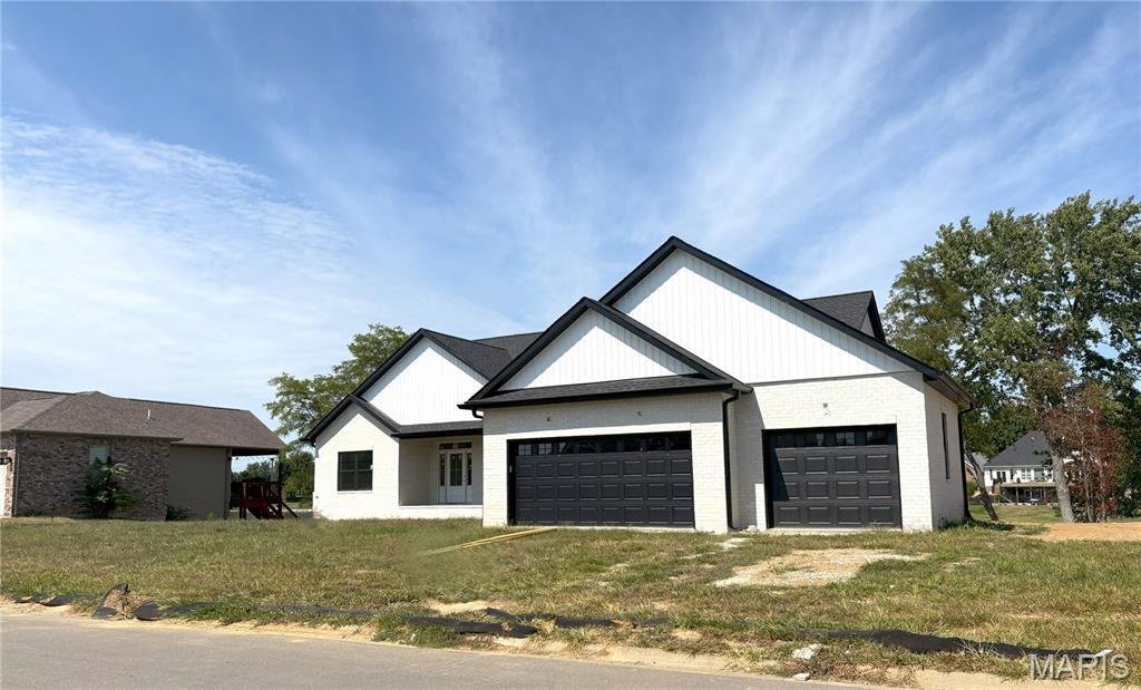 House in O'Fallon, Illinois, United States 2 - 16755053