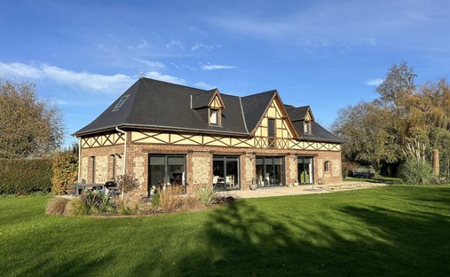 Castle for Sale in Veules-les-Roses, Normandy, France