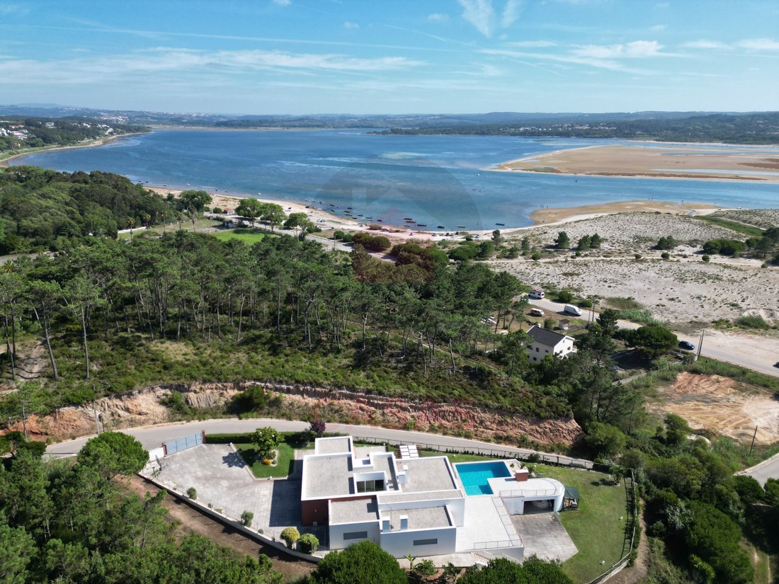 House in Foz do Arelho, Leiria District, Portugal 1 - 14500242