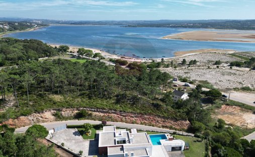 Maison à Foz do Arelho, Leiria, Portugal 1