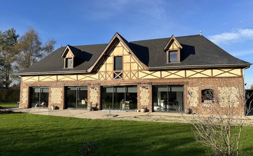 Castle for Sale in Veules-les-Roses, Normandy, France - 3