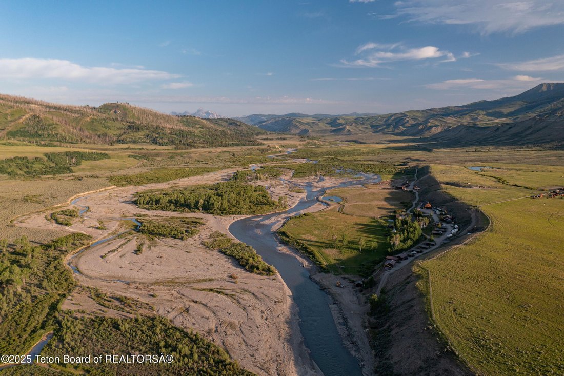Farm Ranch in Jackson, Wyoming, United States 4 - 16755925