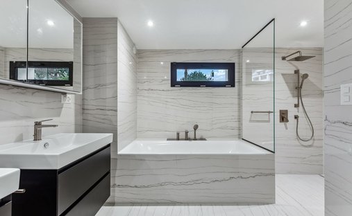 Castle Life At Your Fingertips