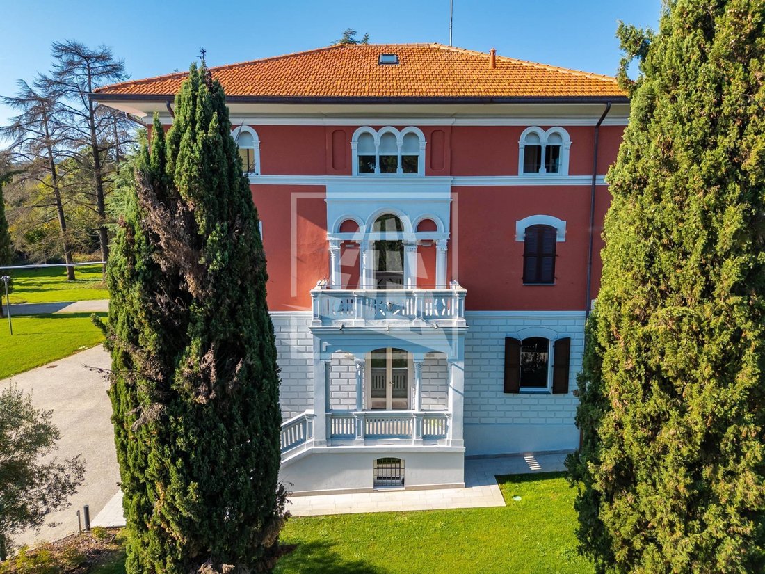 Villa in Traversetolo, Emilia-Romagna, Italy 1 - 16758805