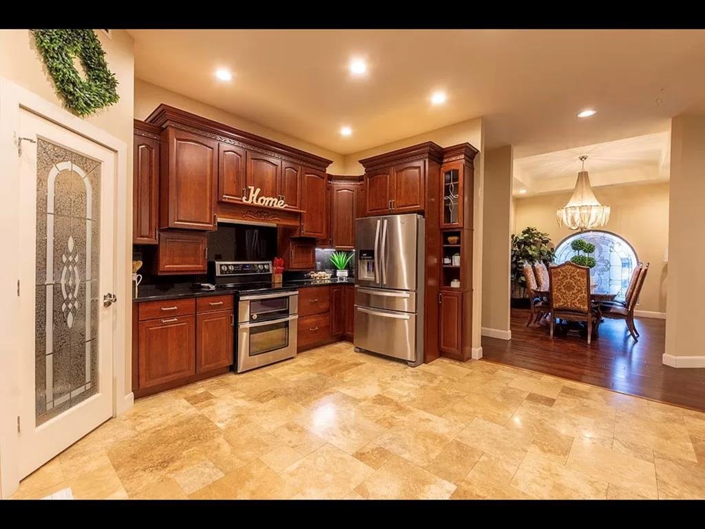 House in Eagle Pass, Texas, United States 3 - 16754903