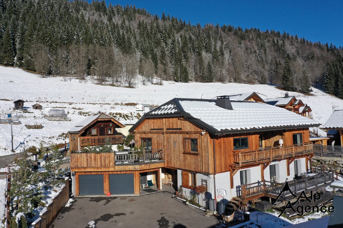 Chalet in La Côte-d'Arbroz, Auvergne-Rhône-Alpes, France 3 - 15918849