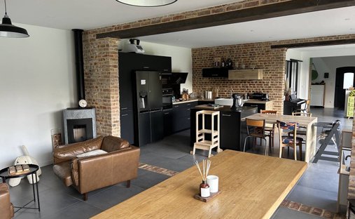 Castle for Sale in Veules-les-Roses, Normandy, France