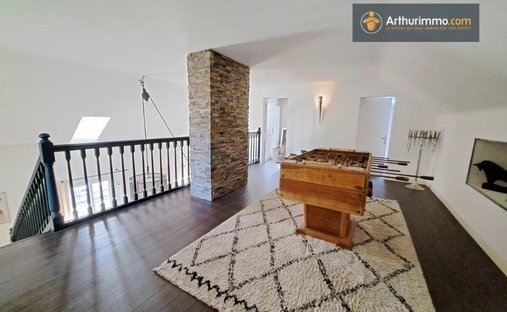 A 12th Century Chateau With Ramparts And 15 Hectares Of Grounds, Listed As A Historical