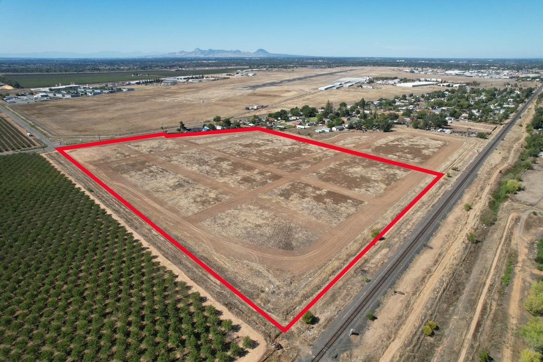 Farm Ranch in Olivehurst, California, United States 1 - 16756214