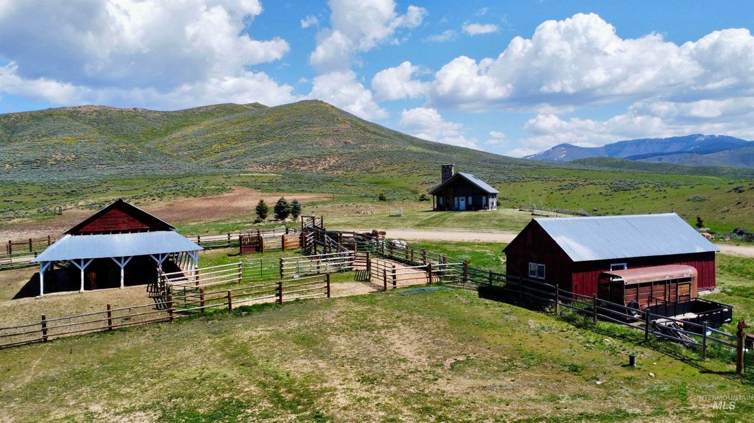 Farm Ranch in Fairfield, Idaho, United States 1 - 16755486