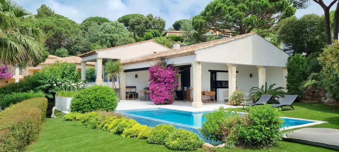 Villa in La Croix-Valmer, Provence-Alpes-Côte d'Azur, France 5 - 16715556
