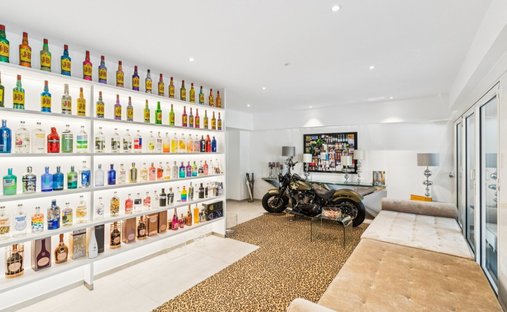 Castle Life At Your Fingertips