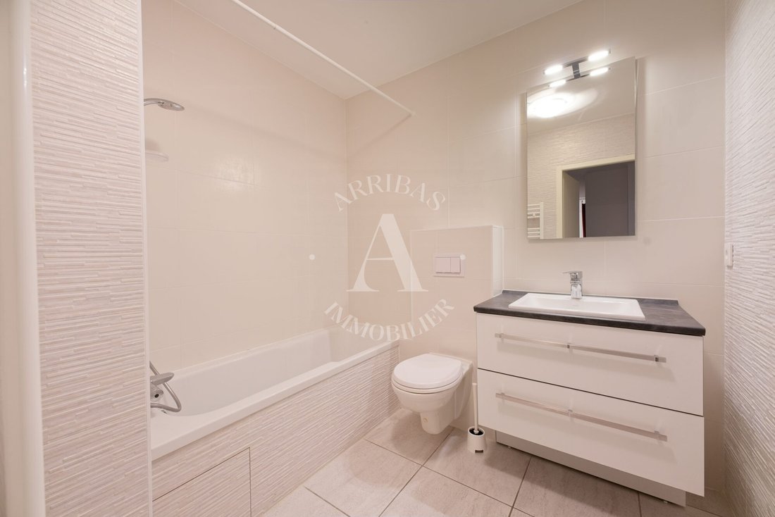 Apartment in Ferney-Voltaire, Auvergne-Rhône-Alpes, France 5 - 16763231