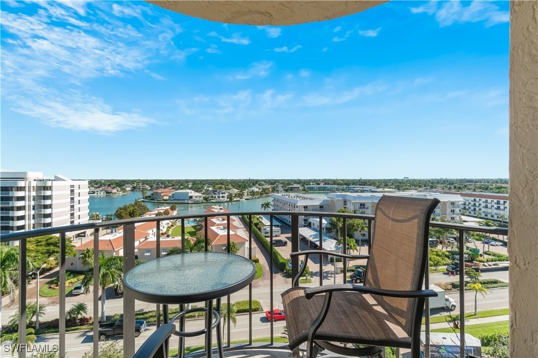 Condo in Naples, Florida, United States 1 - 16740229