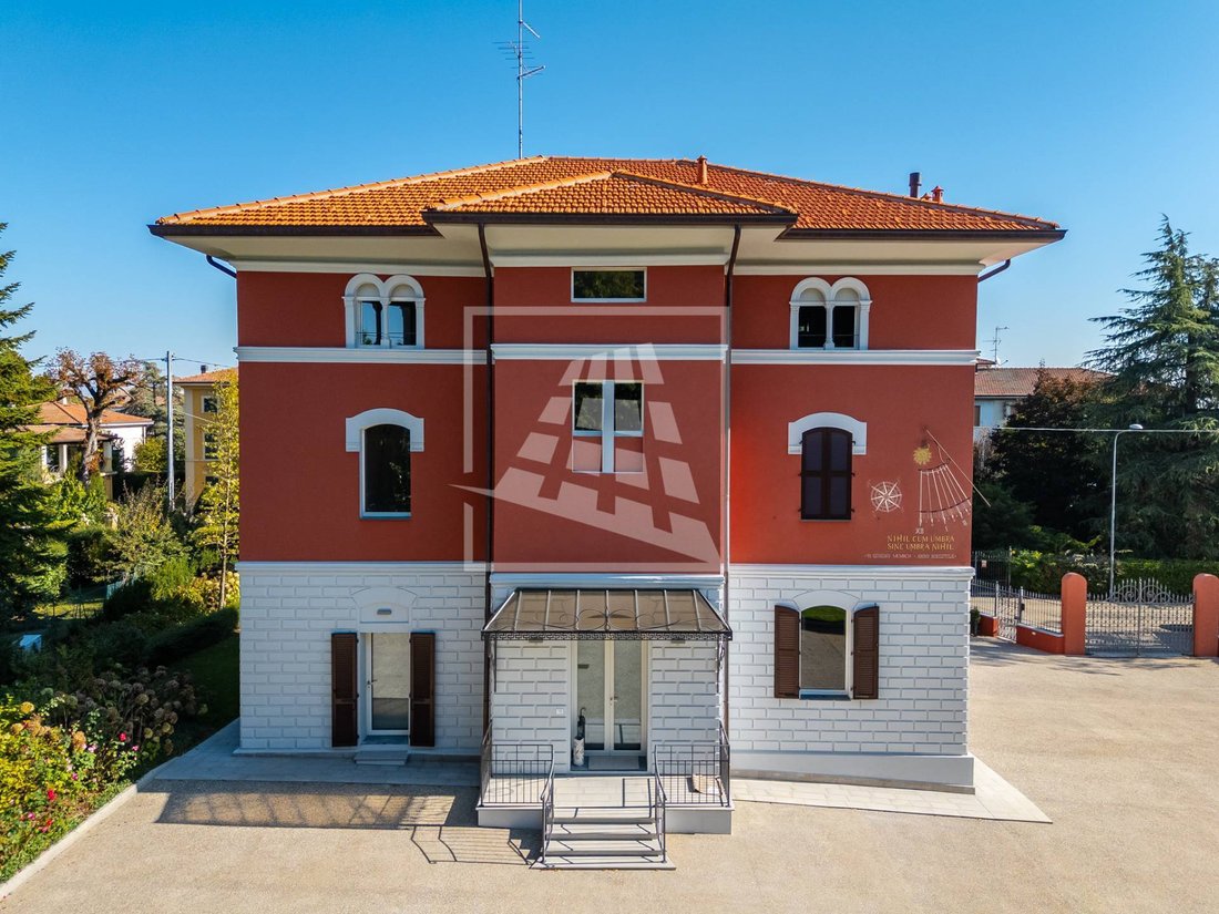 Villa in Traversetolo, Emilia-Romagna, Italy 2 - 16758805
