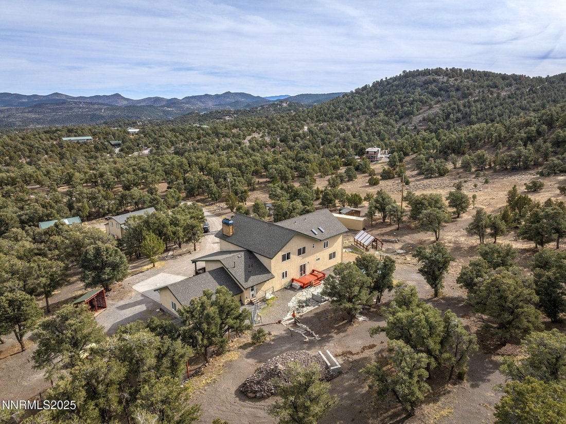 House in Reno, Nevada, United States 4 - 16760773