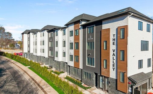Condo in Spring Valley, New York, United States 1