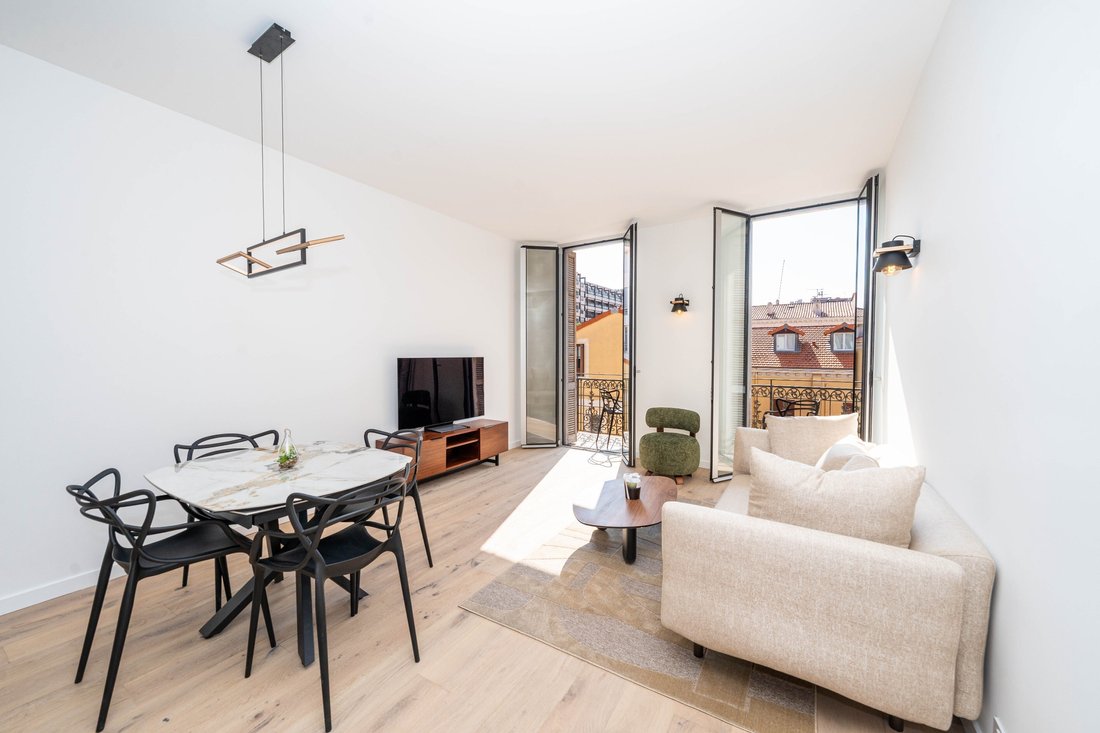 Apartment in Saint Nicolas, Cannes, France 4 - 16758863