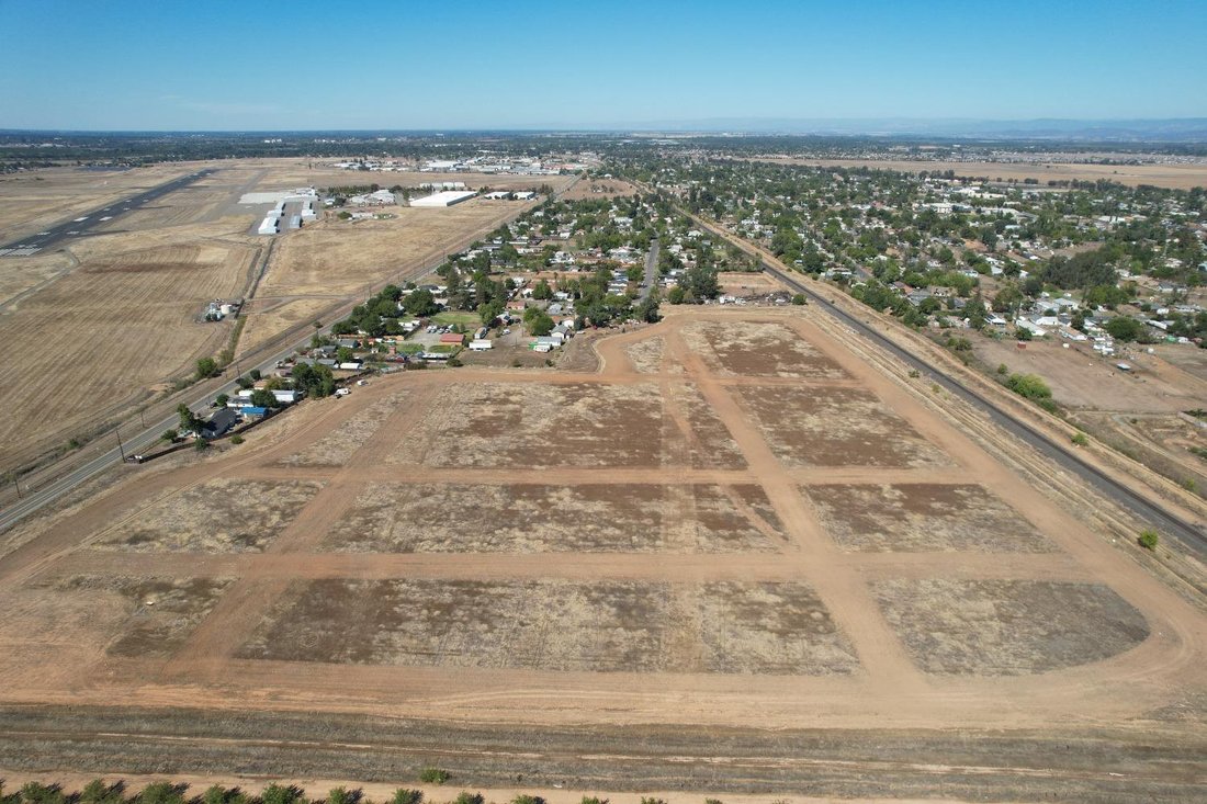 Farm Ranch in Olivehurst, California, United States 5 - 16756214