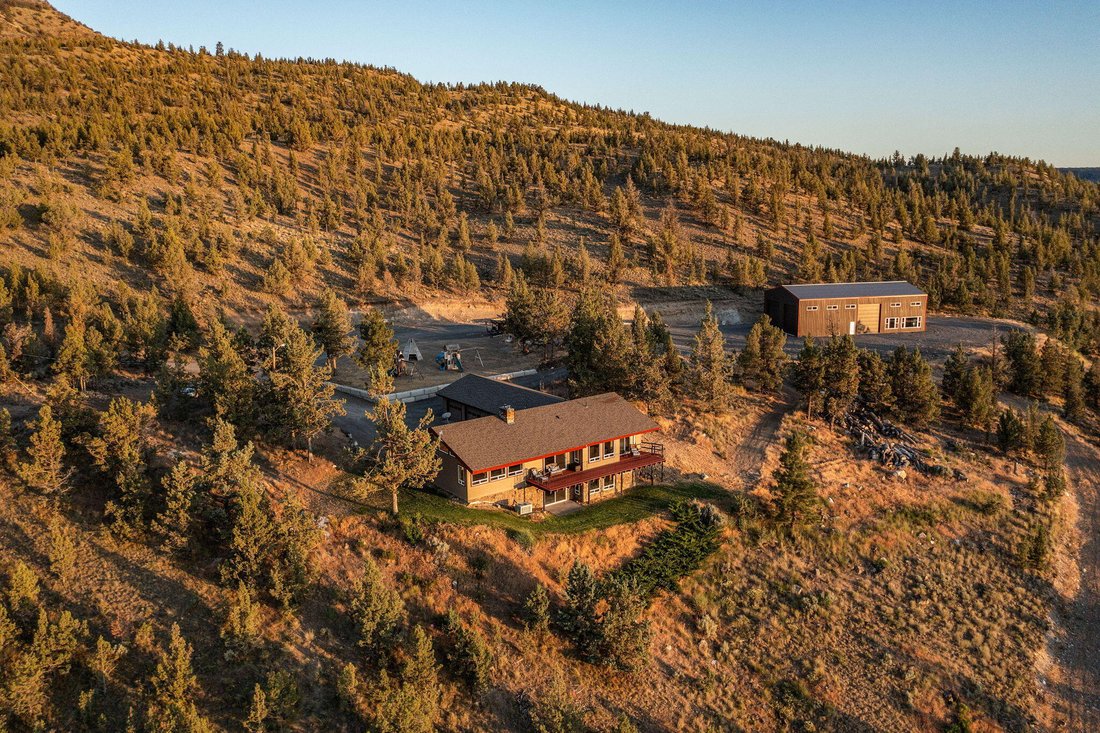 House in Prineville, Oregon, United States 1 - 16754090