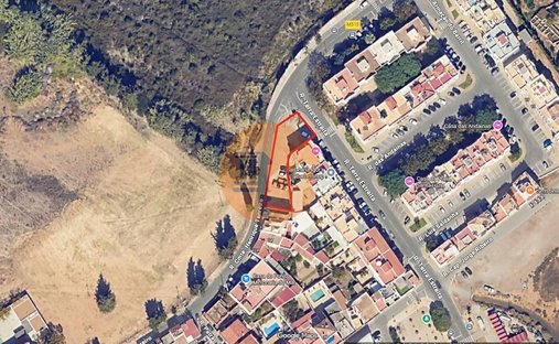 Land in Santa Luzia, Algarve, Portugal 1