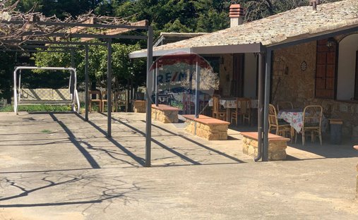 Castle for Sale in Piazza Armerina, Sicily, Italy