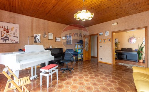 Castle for Sale in Piazza Armerina, Sicily, Italy