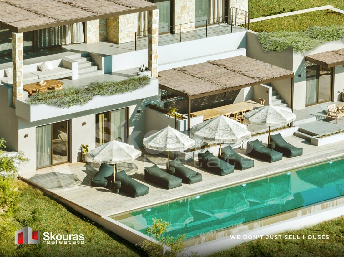 Villa in Neoxoriou, Ellomenos, Greece 3 - 16727611