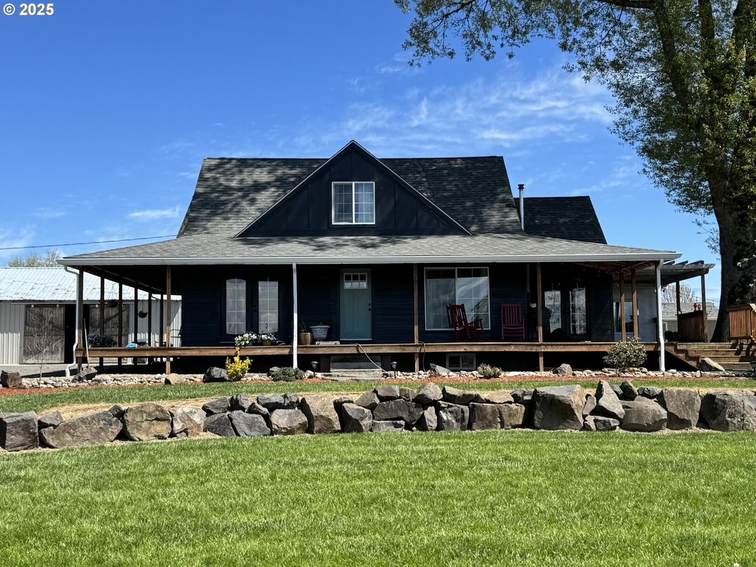 House in Scio, Oregon, United States 1 - 16753979