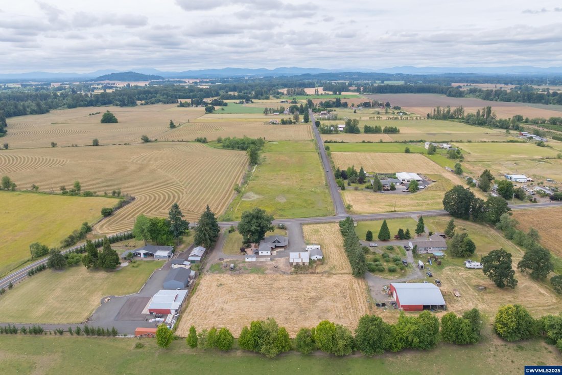 House in Scio, Oregon, United States 5 - 16754016
