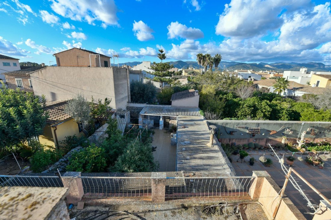 House in Santa Maria del Cami, Balearic Islands, Spain 2 - 16760256